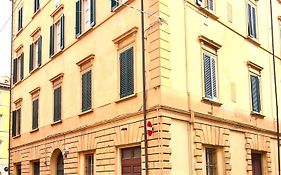 Cavour 3 - Monolocale Luminoso A Due Passi Dalla Torre